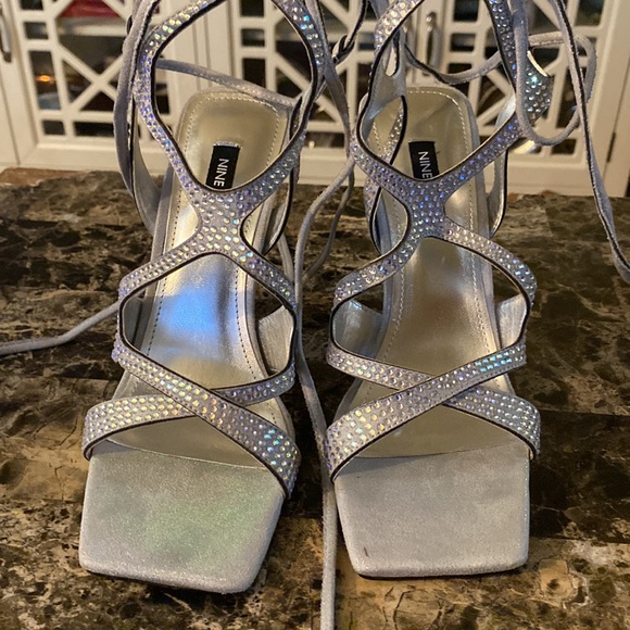 Silver iridescent Elegant rhinestone strappy high heel shoes - Picture 2 of 7